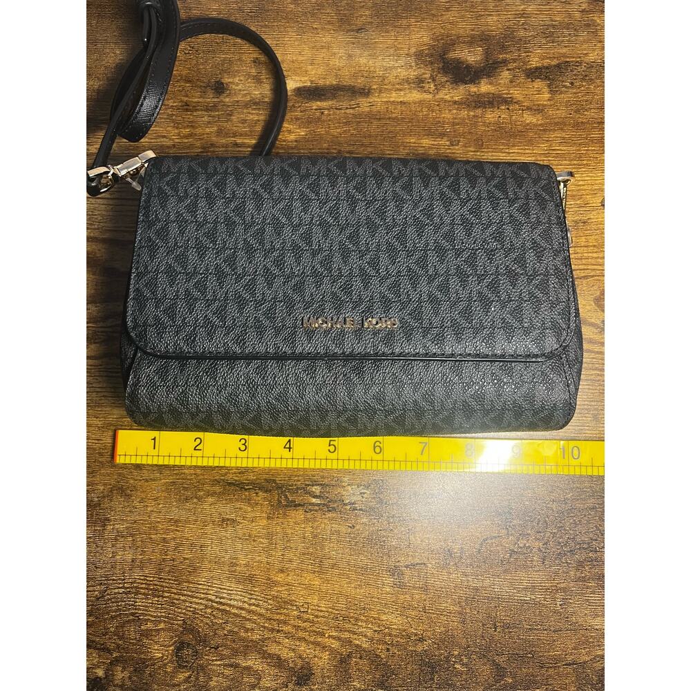 Michael Kors Medium Logo Convertible Crossbody Bag - Picture 9 of 10